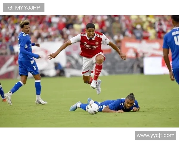 友谊赛阿森纳与巴黎圣日耳曼激战成平局补时进球引发全场狂欢集锦回顾