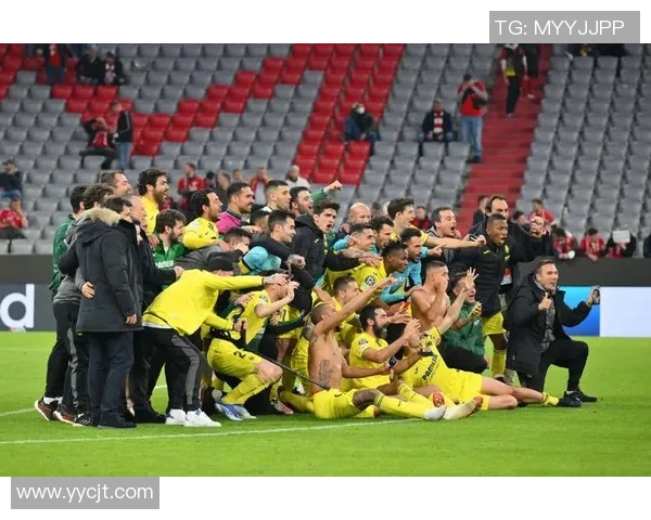 西甲焦点战利物浦与曼城握手言和转会传闻引发热议